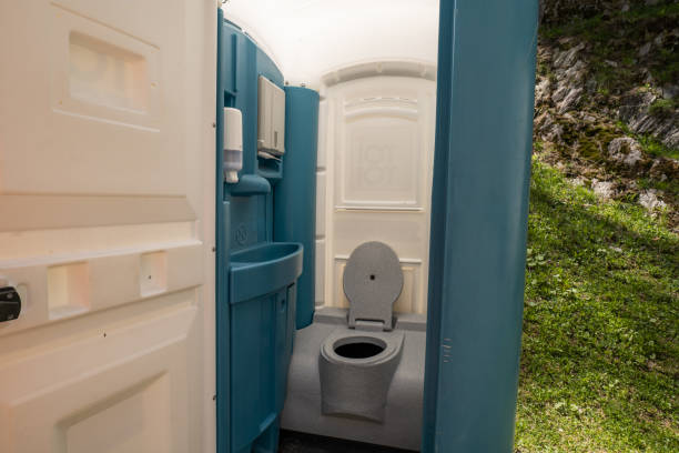Portable Toilet Options We Offer in Elberta, AL